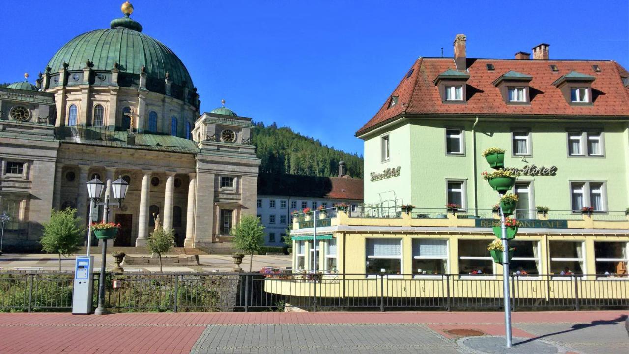 Dom-Hotel St. Blasien Bagian luar foto
