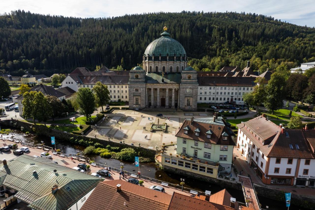 Dom-Hotel St. Blasien Bagian luar foto